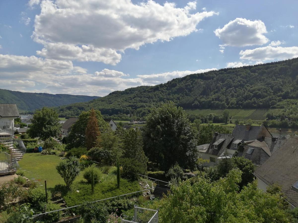 Weingut Stiftshof Hotel Enkirch Eksteriør billede